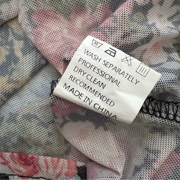 Floral Mesh Long Sleeve Women's Top - Picture 5 of 5